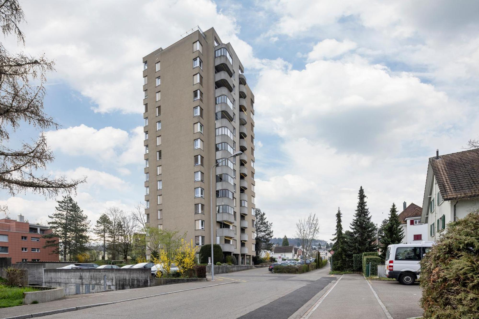 Stayy Sky Near Limmattal Hospital - Contactless Check-in Apartment Schlieren