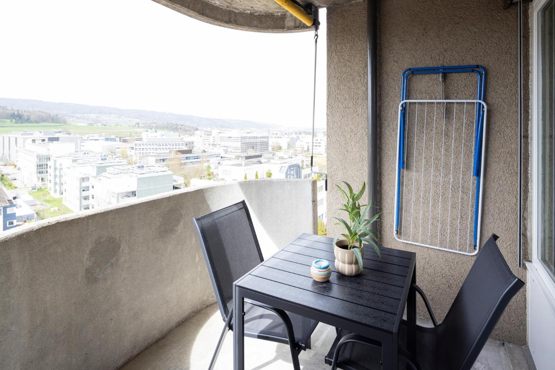 Stayy Sky Near Limmattal Hospital - Contactless Check-in Apartment *